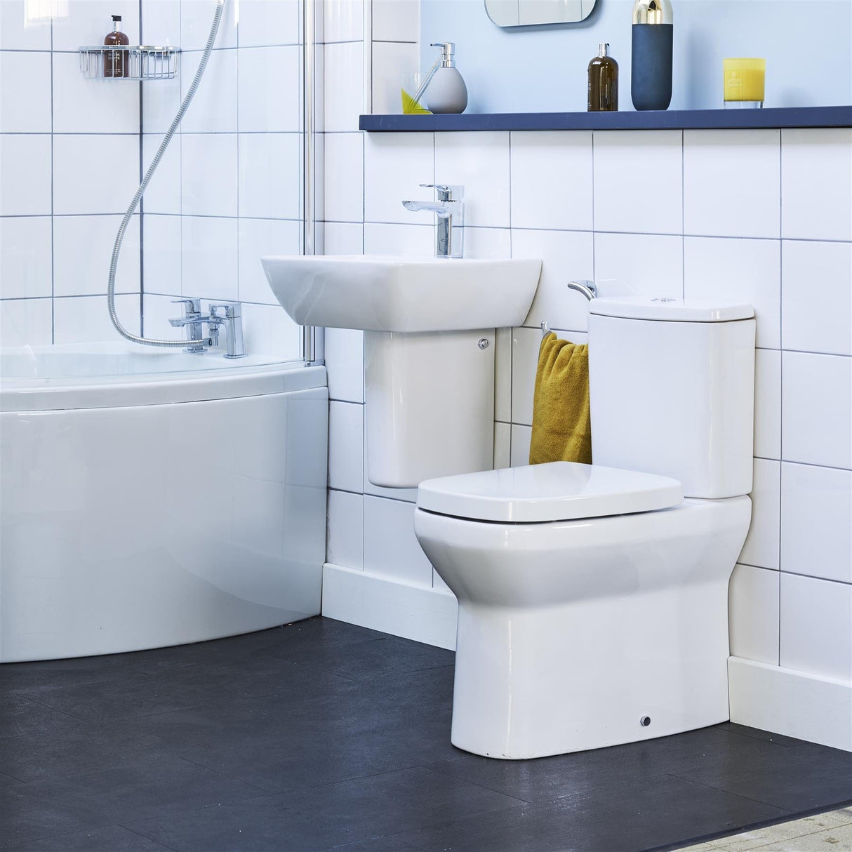 Britton Close Coupled Toilet Britton MyHome Close Coupled Toilet with Soft Close Seat