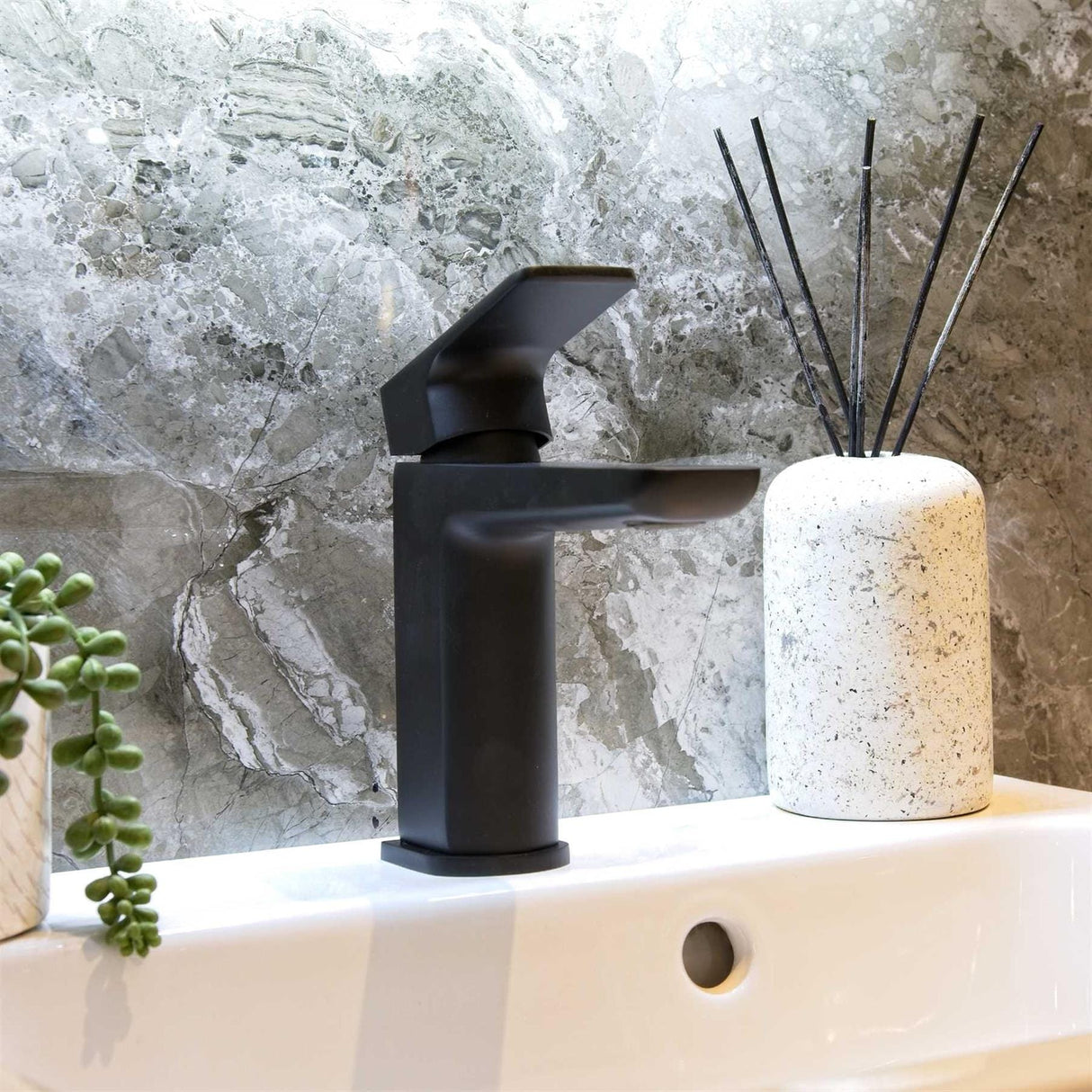 Aquarius Mono Basin Tap Aquarius Hydro Mono Basin Mixer Tap with Waste