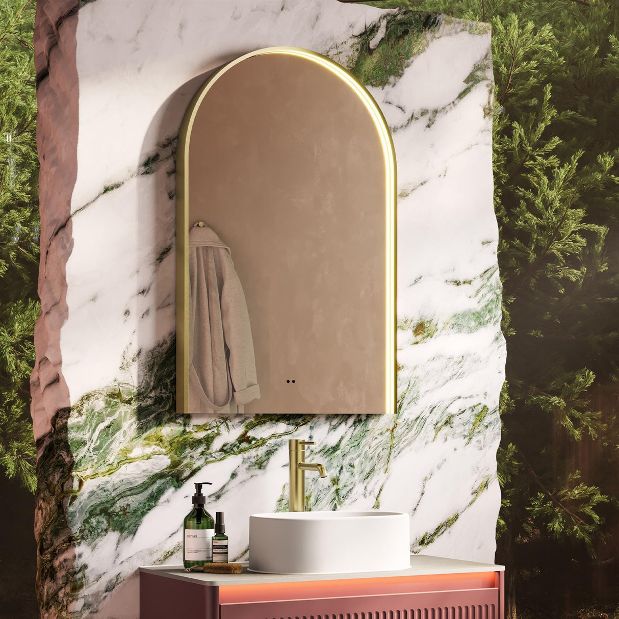 hib. Illuminated Mirror 600mm / Brushed Brass hib. Nova LED Illuminated Mirror