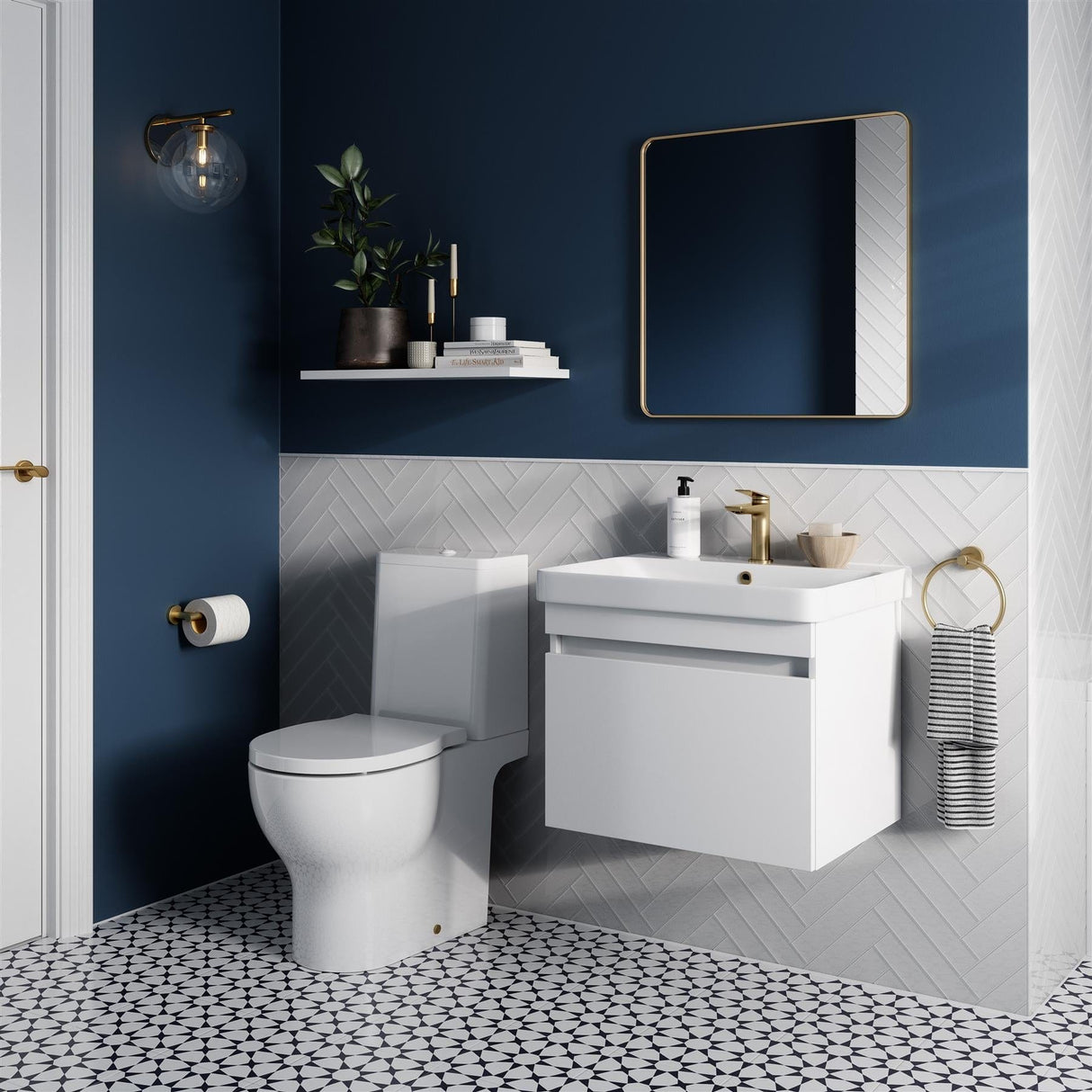 Britton Close Coupled Toilet Britton Trim Close Coupled Rimless Toilet with Soft Close Seat