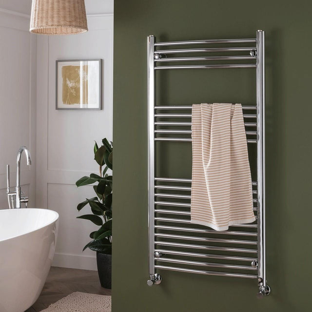 Vogue Vogue Combes Curved Ladder Towel Rail in Chrome