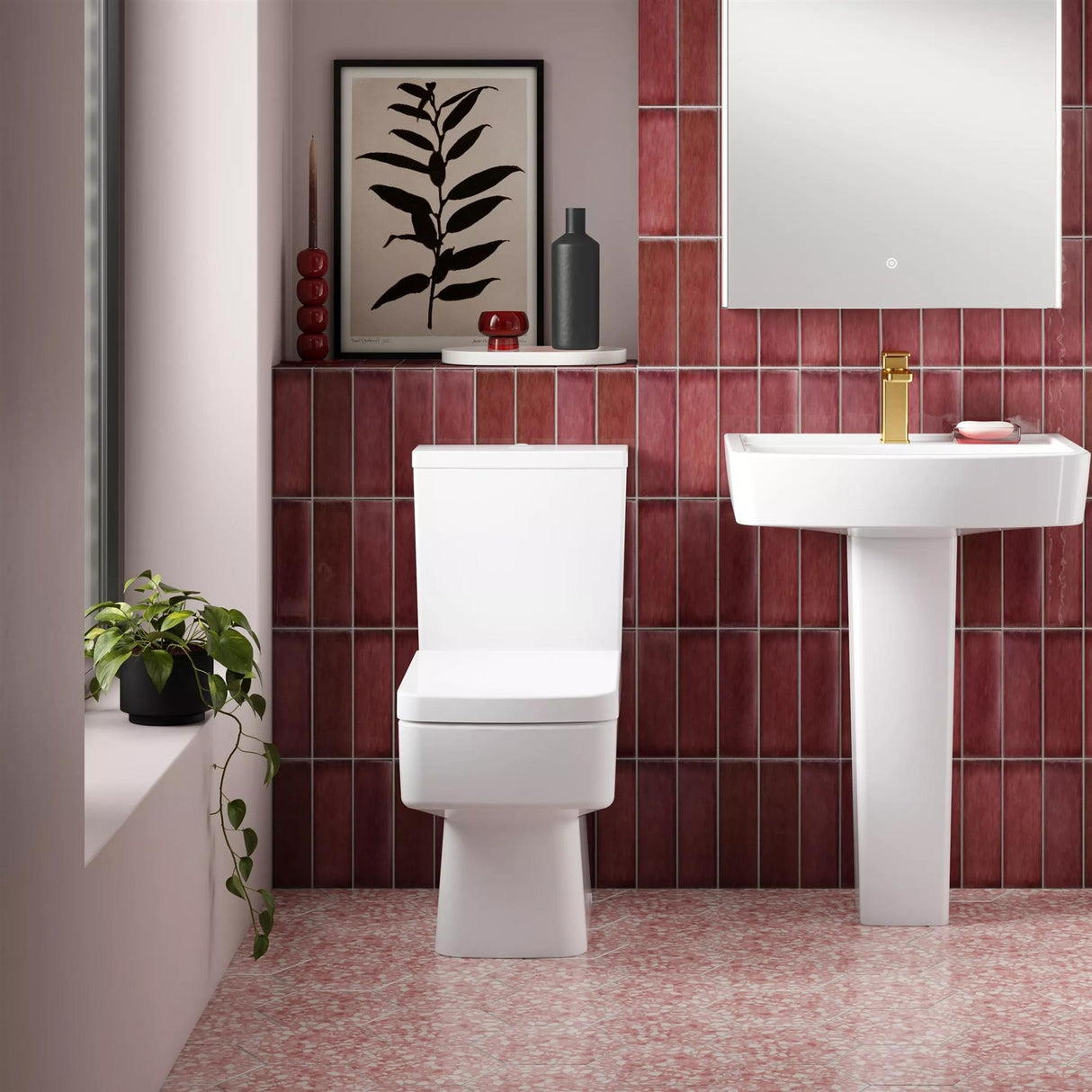 Aquarius Squared Close Coupled Toilet with Soft Close Seat