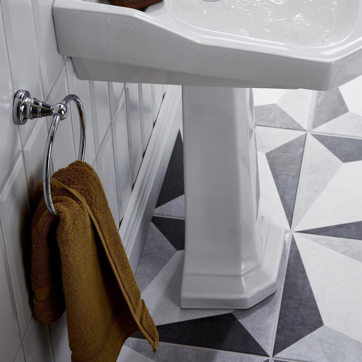 Heritage Towel Rails and Rings Heritage Holborn Towel Ring