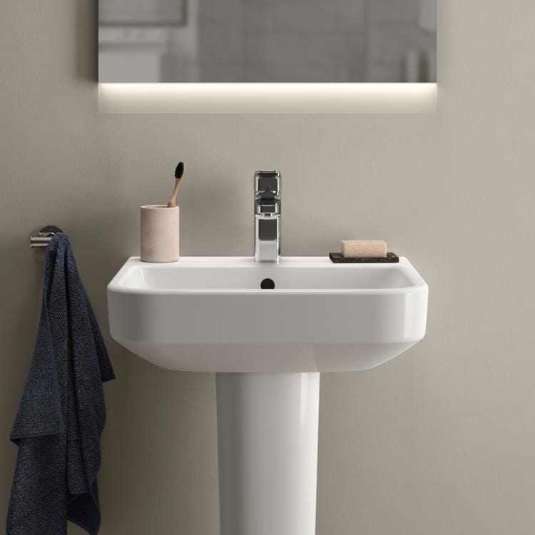 Ideal Standard Pedestal Basin Ideal Standard i.life B Basin, 1 taphole with Pedestal