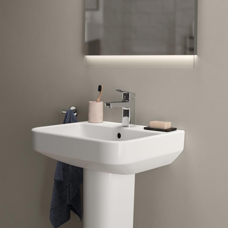 Ideal Standard Pedestal Basin Ideal Standard i.life B Basin, 1 taphole with Pedestal