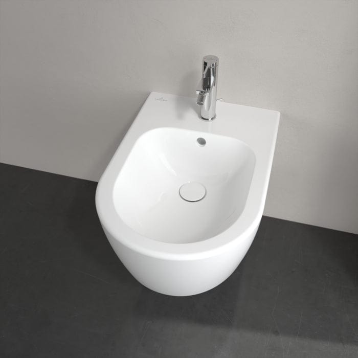 Villeroy & Boch Bidet Villeroy & Boch Avento Wall Hung Bidet in White Alpin
