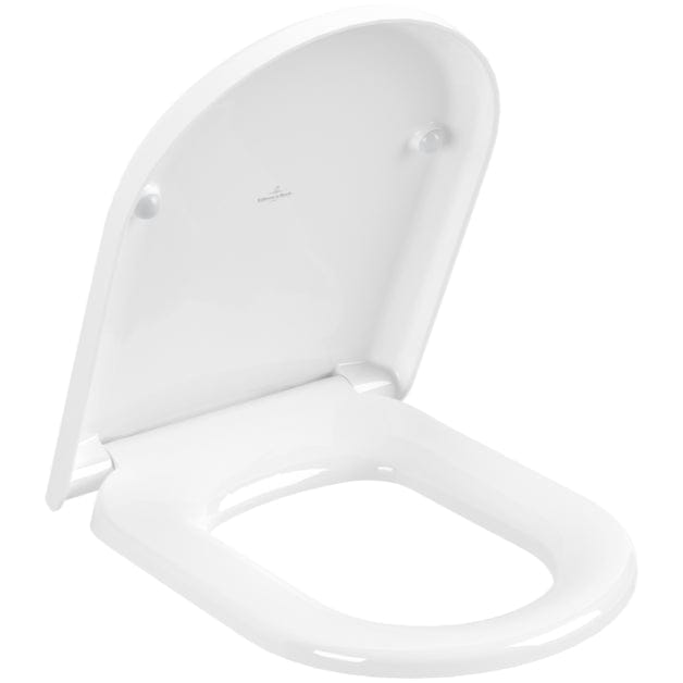 Villeroy & Boch Close Coupled Toilet Villeroy & Boch Hommage Traditional Close Coupled Toilet with Seat