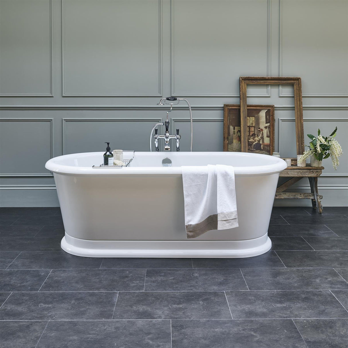 Burlington Modern Freestanding Bath Burlington London Round Freestanding Bath - 1800mm X 850mm - White