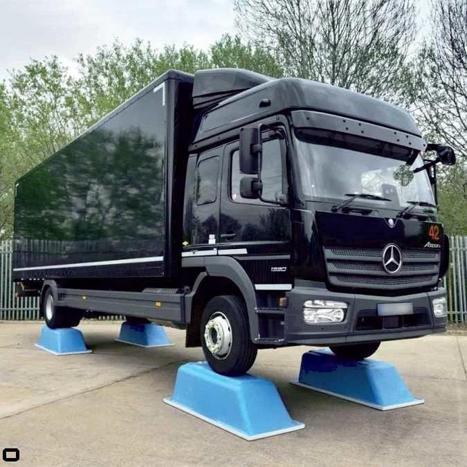 Eastbrook P-Shaped Shower Bath Eastbrook Portland P-Shape Shower Bath