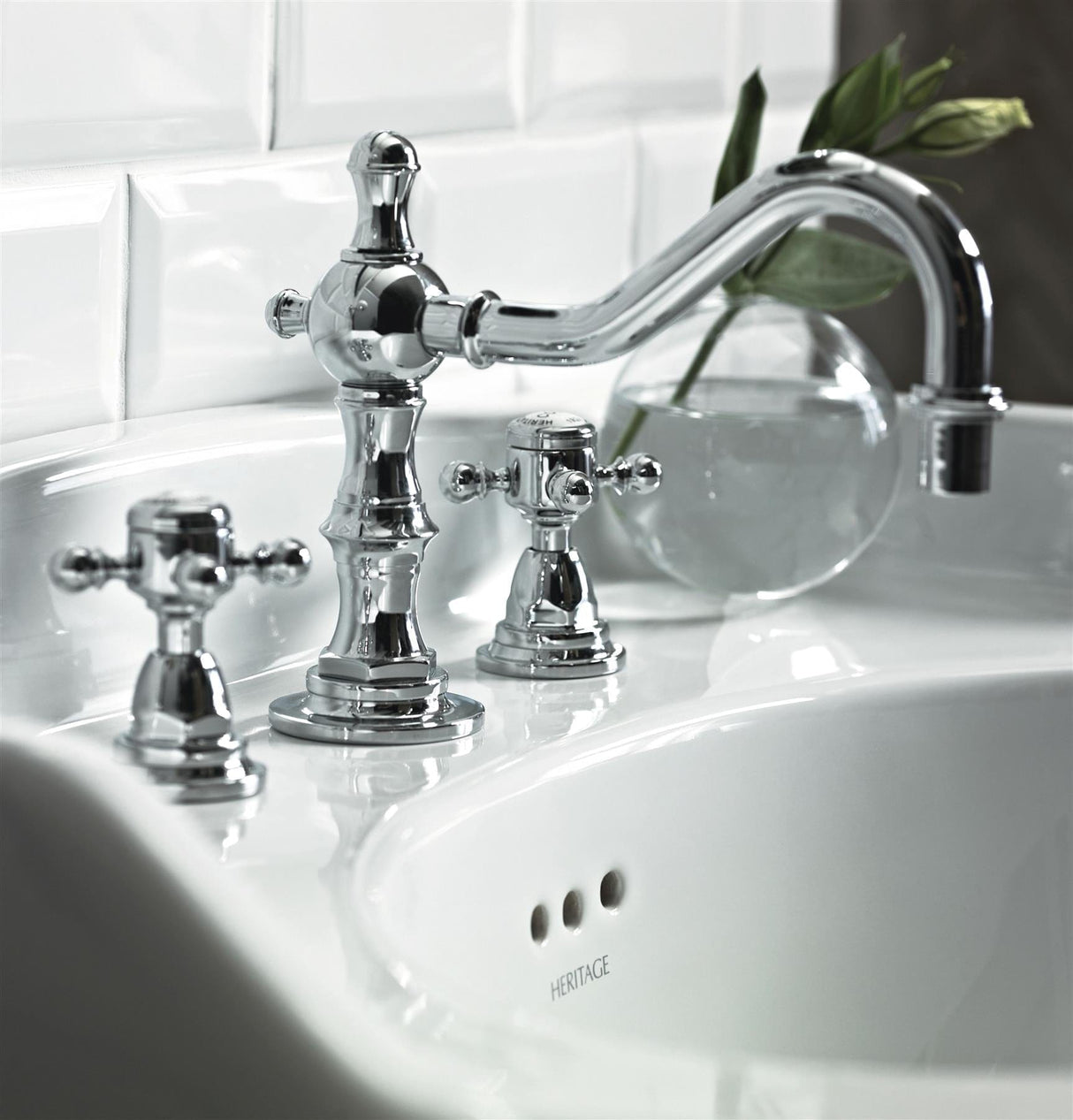 Heritage 3 Tap Hole Basin Set Heritage Hartlebury 3 Tap Hole Swivel Spout Basin Mixer Tap with Pop-Up Waste
