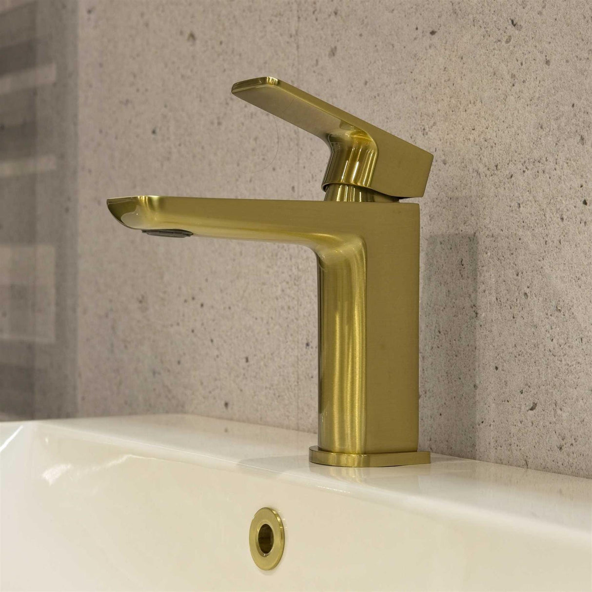 Aquarius Mono Basin Tap Aquarius Hydro Mono Basin Mixer Tap with Waste