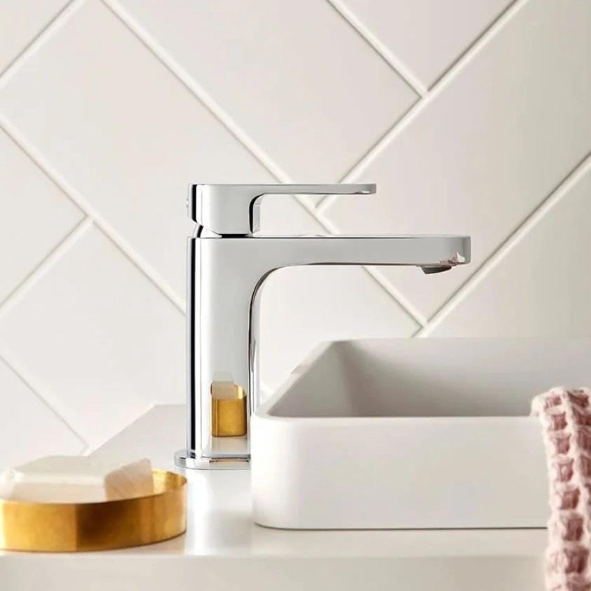 VADO Mono Basin Tap Vado Life Mono Basin Mixer Tap with Universal Waste in Chrome