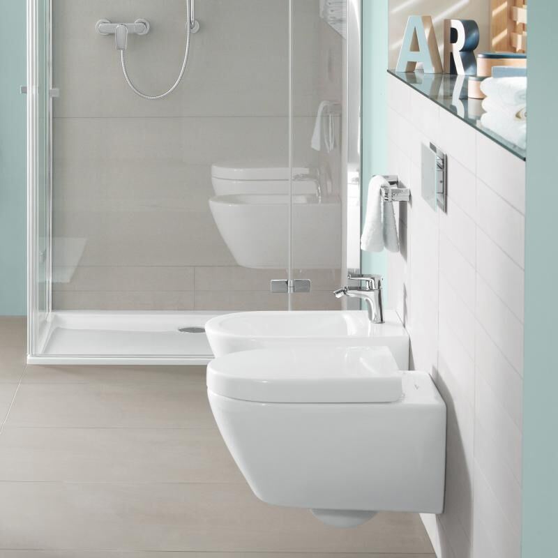 Villeroy & Boch Subway 2.0 Wrapover Soft Close, Quick Release Toilet Seat in White Alpine
