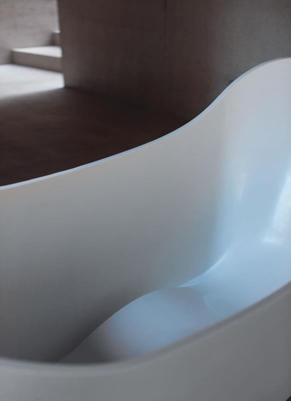 Britton Modern Freestanding Bath Britton Nebbia Natural Stone Freestanding Slipper Bath - 1600 x 800mm - in White