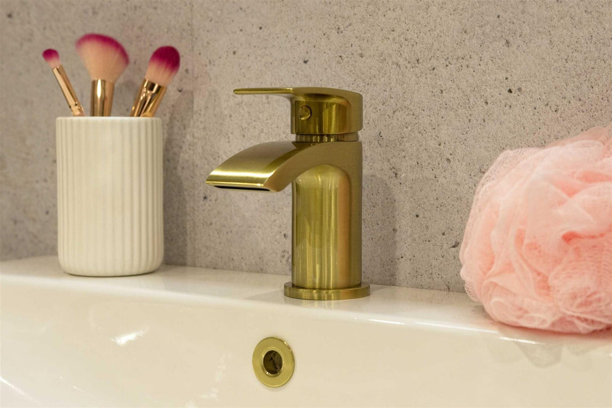 Aqaurius Mono Basin Tap Aquarius Arc Mini Mono Basin Mixer Tap with Waste