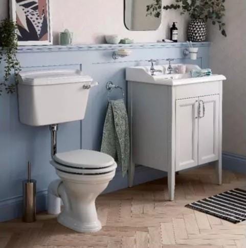 Heritage Low Level Toilet Heritage Dorchester Low Level Toilet with Fittings Pack