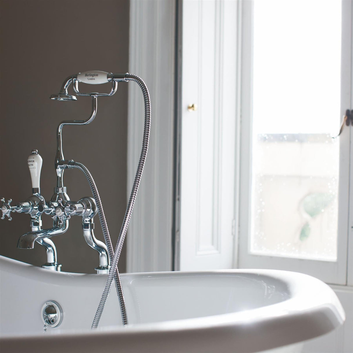 Burlington Roll Top and Slipper Freestanding Bath Burlington Admiral Oval Freestanding Bath in Gloss White