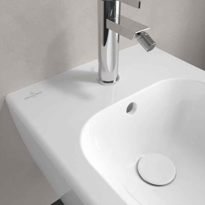 Villeroy & Boch Bidet Villeroy & Boch Avento Wall Hung Bidet in White Alpin
