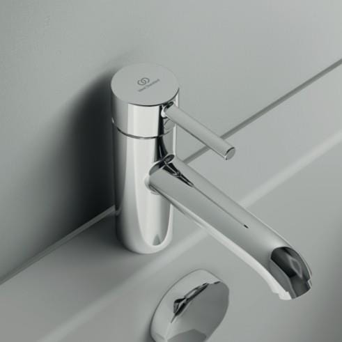 Ideal Standard Bath Mixer Ideal Standard Ceraline Single Lever One Hole Bath Filler Tap in Chrome