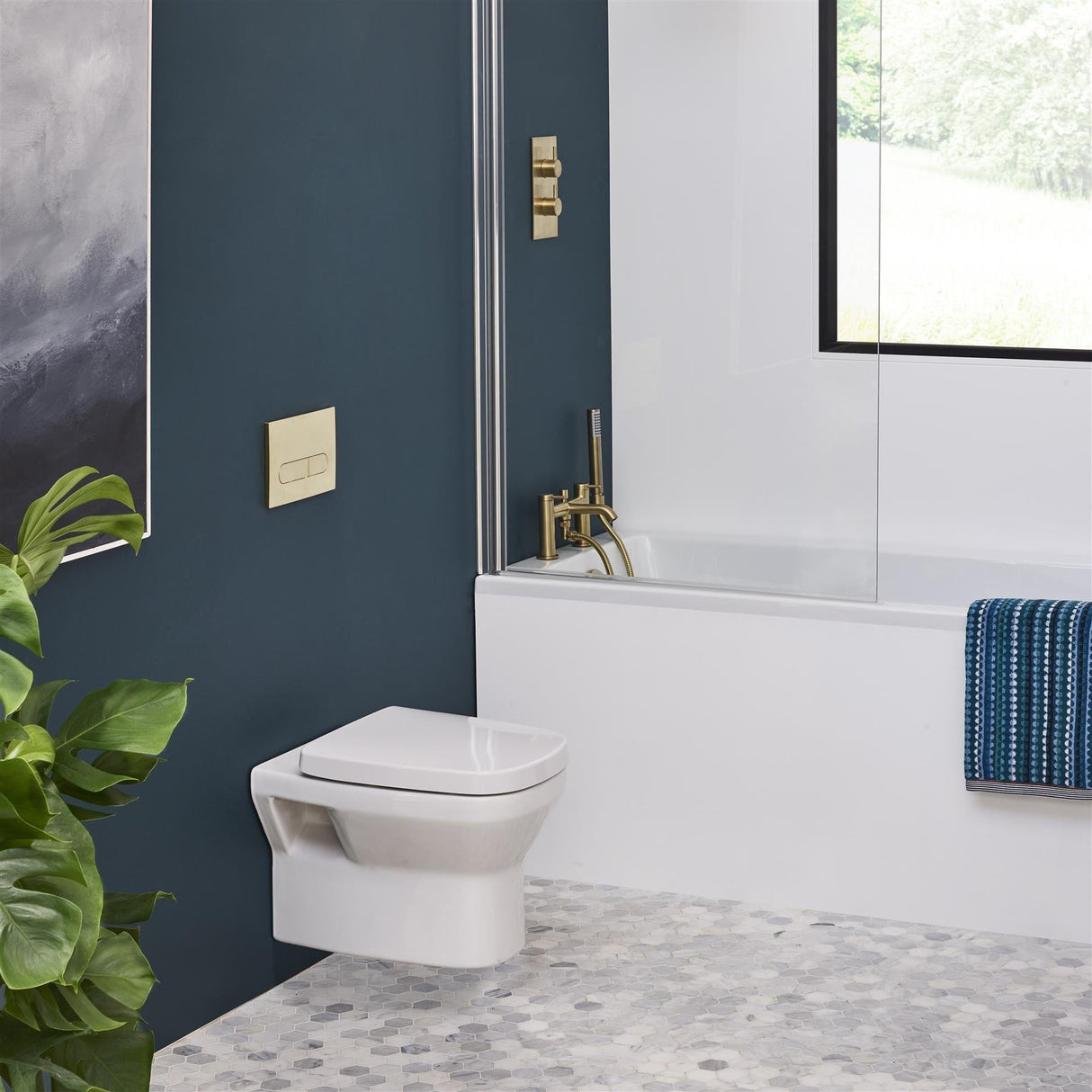 Britton Wall Hung Toilet Britton MyHome Wall Hung Toilet with Soft Close Seat