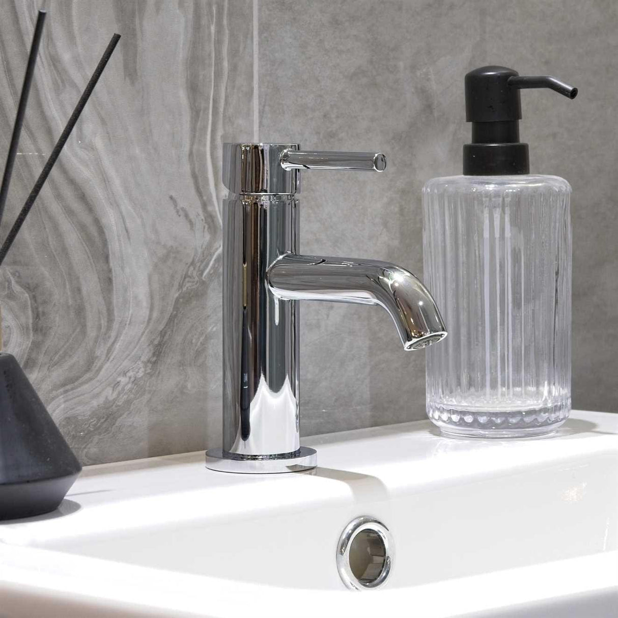 Aqaurius Mono Basin Tap Chrome Aquarius RF-Series Mini Mono Basin Mixer Tap