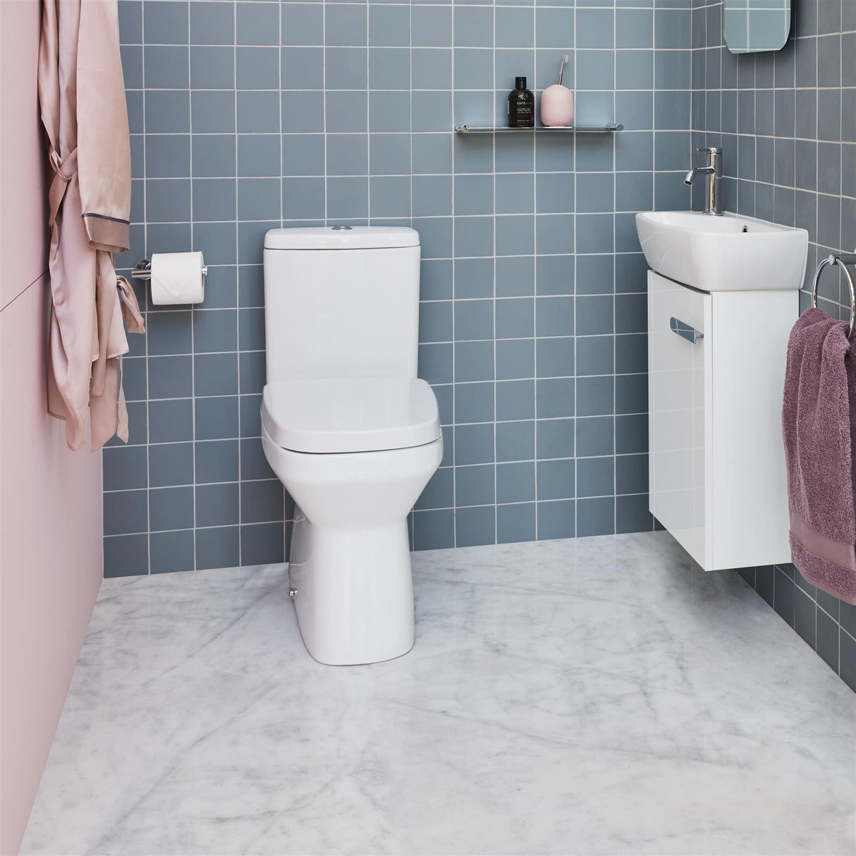 Britton Close Coupled Toilet Britton MyHome Close Coupled Toilet with Soft Close Seat