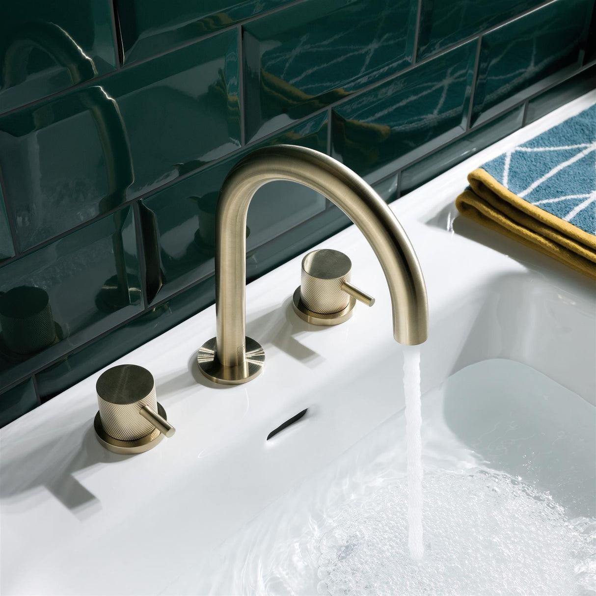 JTP 3 Tap Hole Basin Set JTP VOS 3 Hole Deck Mounted Basin Mixer Tap