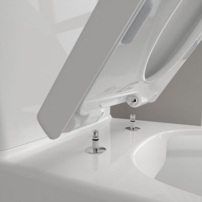 Villeroy & Boch Close Coupled Toilet Villeroy & Boch Avento Close Coupled Rimless DirectFlush Toilet with Soft Close Seat