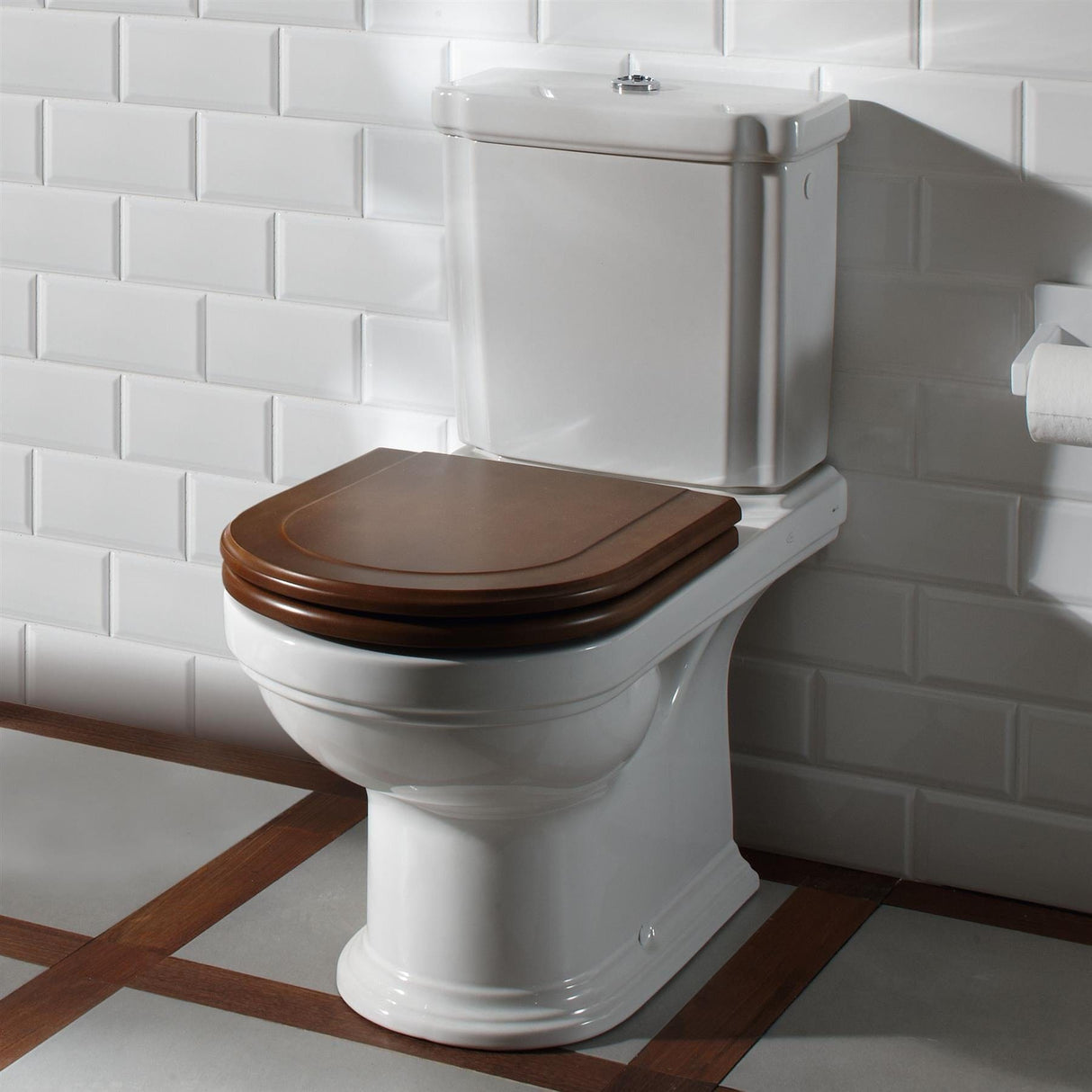 Villeroy & Boch Close Coupled Toilet Solid Birch Wood Villeroy & Boch Hommage Traditional Close Coupled Toilet with Seat