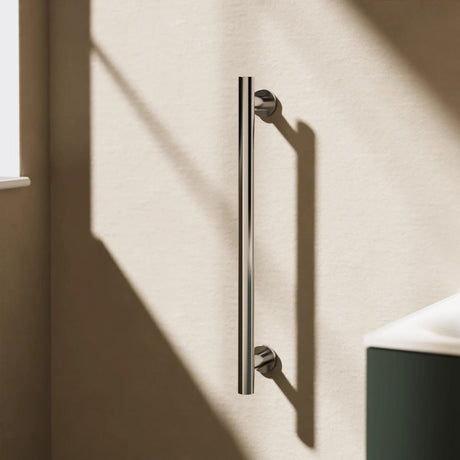 Crosswater Grab Rail/Bar Chrome / 600mm Crosswater Straight Grab Bar