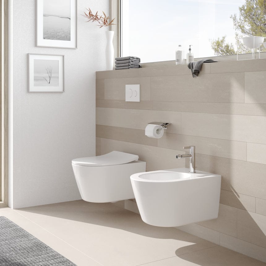 TOTO Wall Hung Toilet TOTO RP Wall Hung Rimless Toilet with Tornado Flush and Soft Close Seat