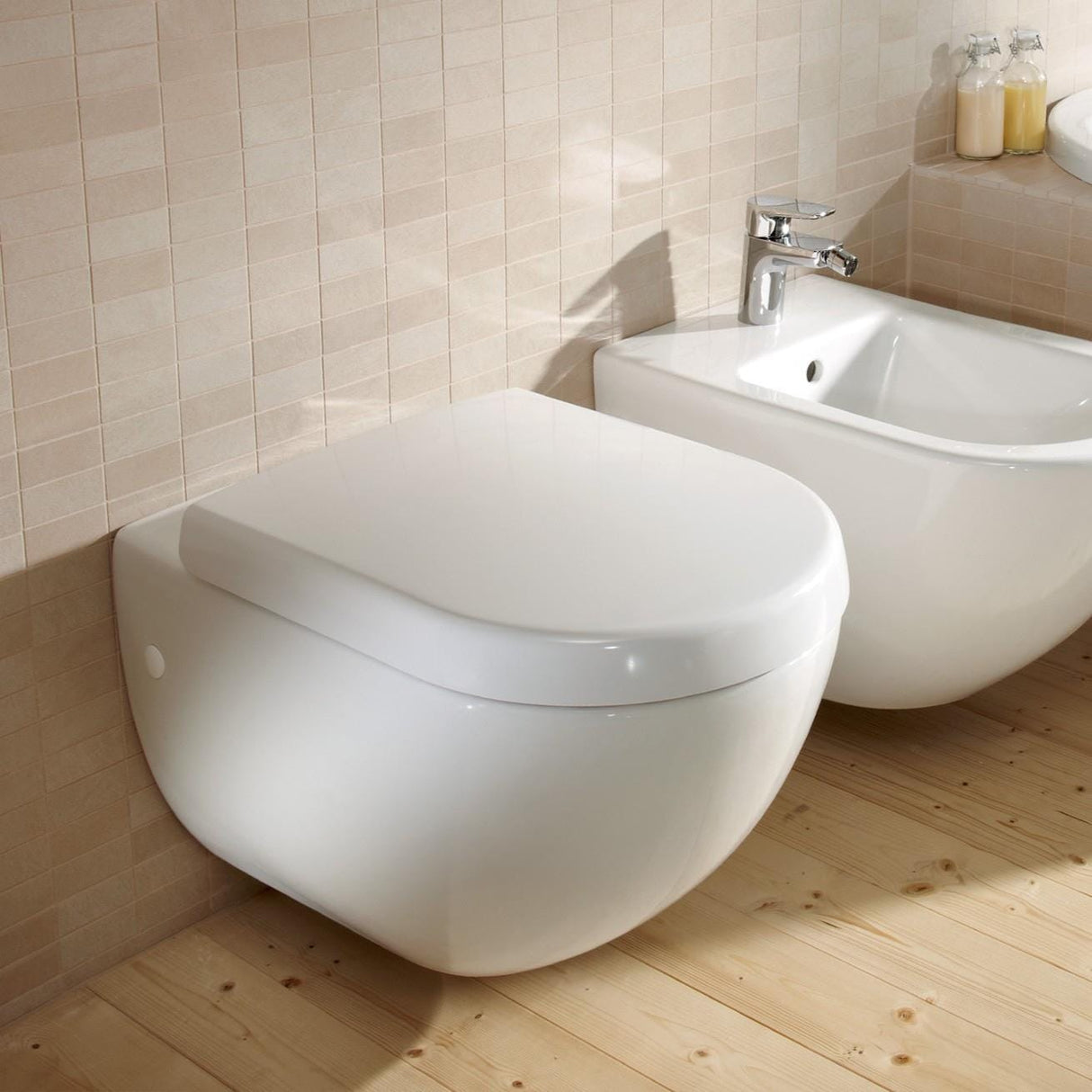 Villeroy & Boch Toilet Seat Villeroy & Boch Subway and Sunberry Soft Close Toilet Seat in White