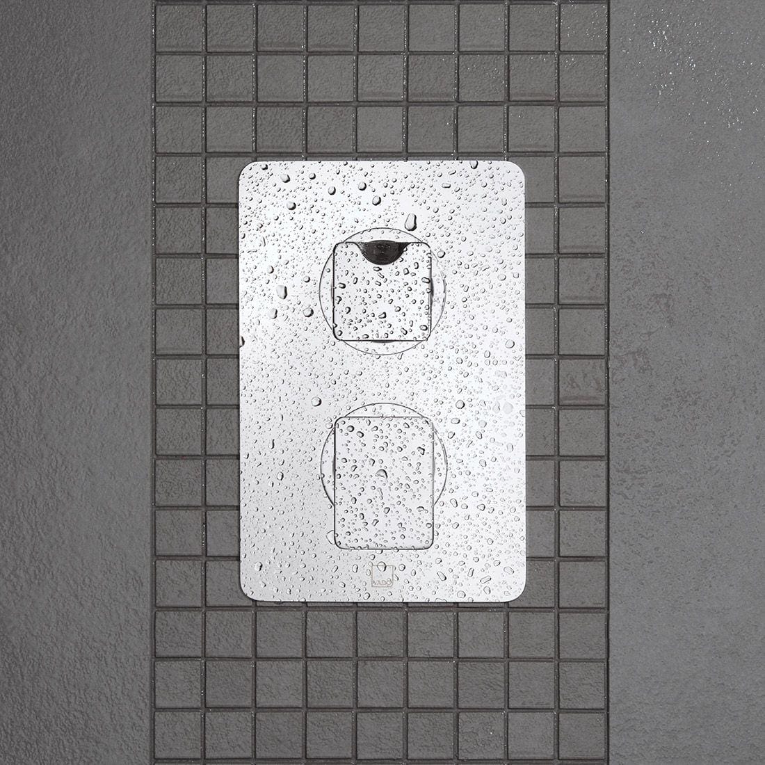 Vado Concealed Shower Valve Vado Phase 3 Outlet 2 Handle Vertical Thermostatic Shower Valve in Chrome