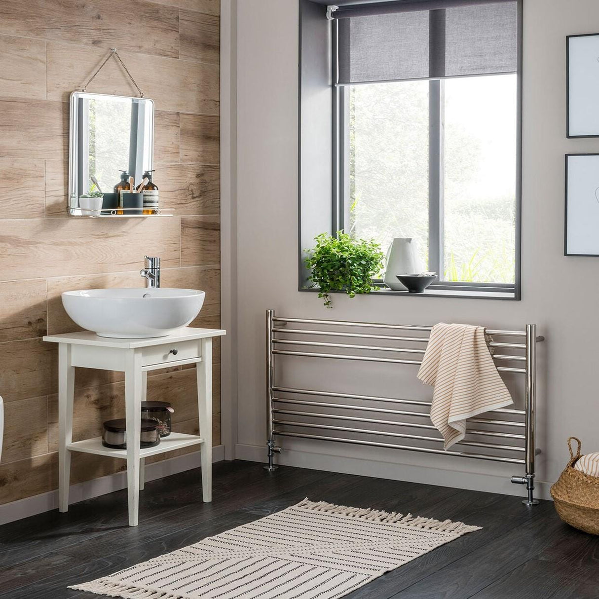 Vogue Ladder Rail Vogue Pearl Straight Ladder Towel Rail in Polished Stainless Steel
