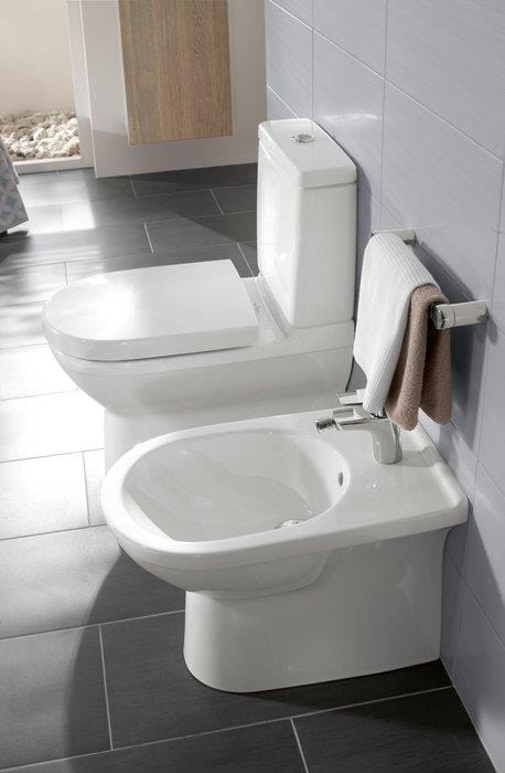 Villeroy & Boch Close Coupled Toilet Villeroy & Boch O.novo Close Coupled Toilet with Soft Close Seat