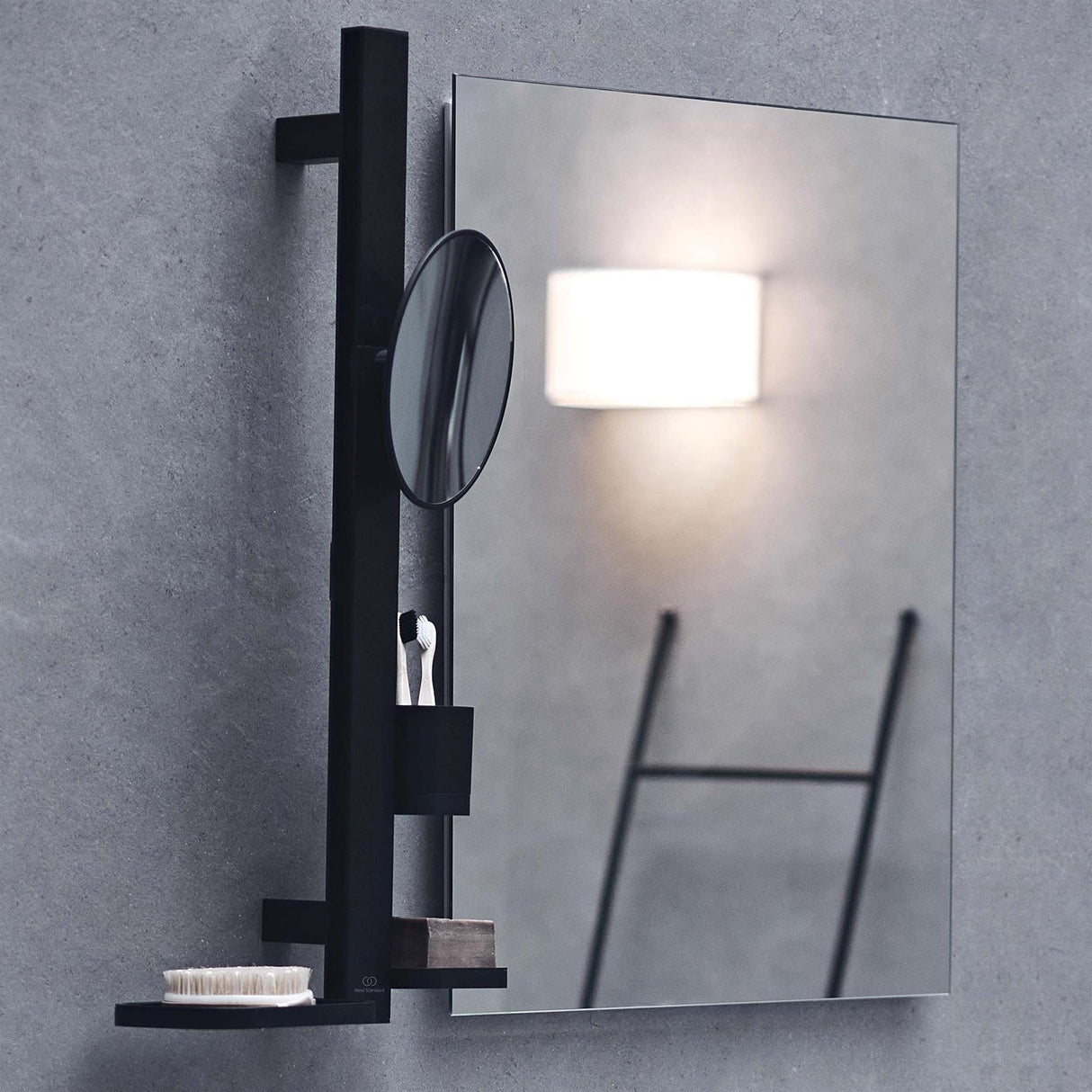 Ideal Standard Cosmetic and Shaving Mirror Ideal Standard ALU+ Small Beauty Bar with Mirror