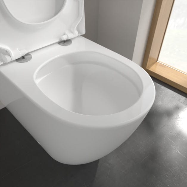Villeroy and Boch Close Coupled Toilet Villeroy & Boch Subway 3.0 Close Coupled Toilet with Twist Flush and Soft Close Seat in White Alpin