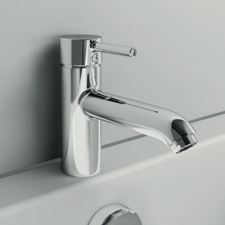 Ideal Standard Bath Mixer Ideal Standard Ceraline Single Lever One Hole Bath Filler Tap in Chrome