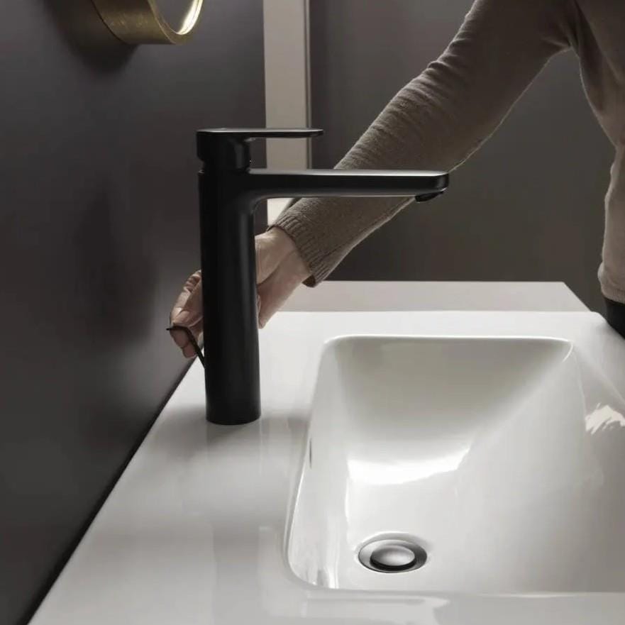 Hansgrohe Mono Basin Tap Hansgrohe Vernis Blend Single Lever Basin Mixer Tap 190 with Pop-Up Waste in Matt Black