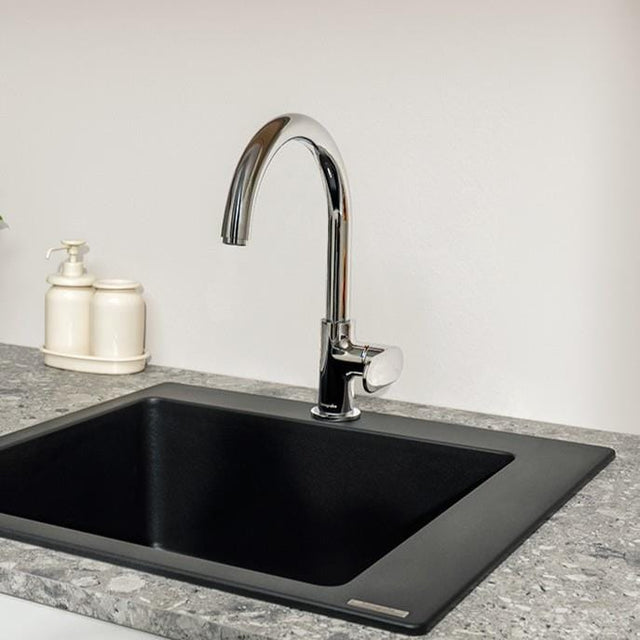 Hansgrohe Kitchen Tap Hansgrohe Vernis Blend M35 Single Lever Kitchen Mixer Tap 210 with Swivel Spout in Chrome
