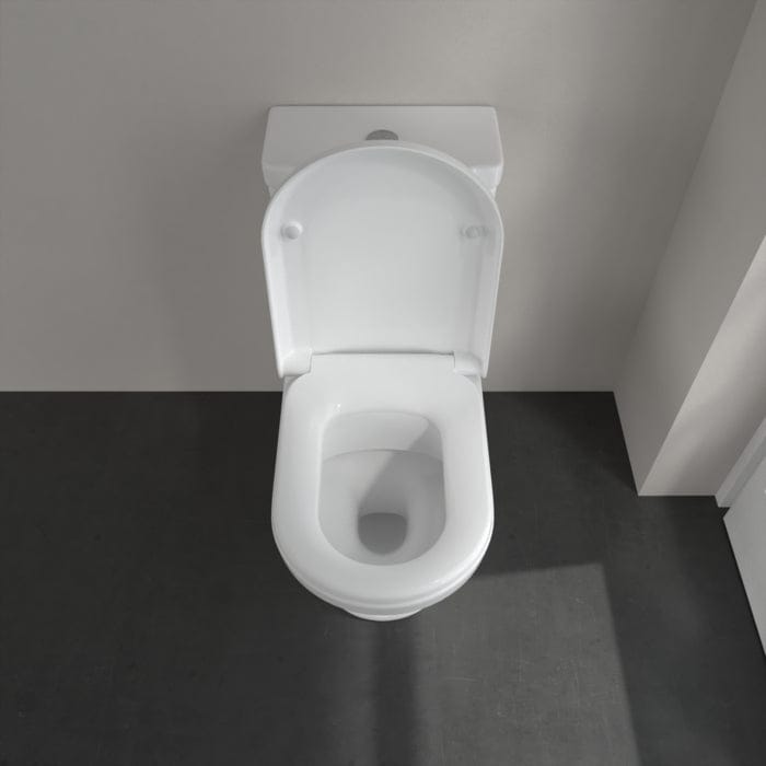 Villeroy & Boch Close Coupled Toilet Villeroy & Boch Hommage Traditional Close Coupled Toilet with Seat