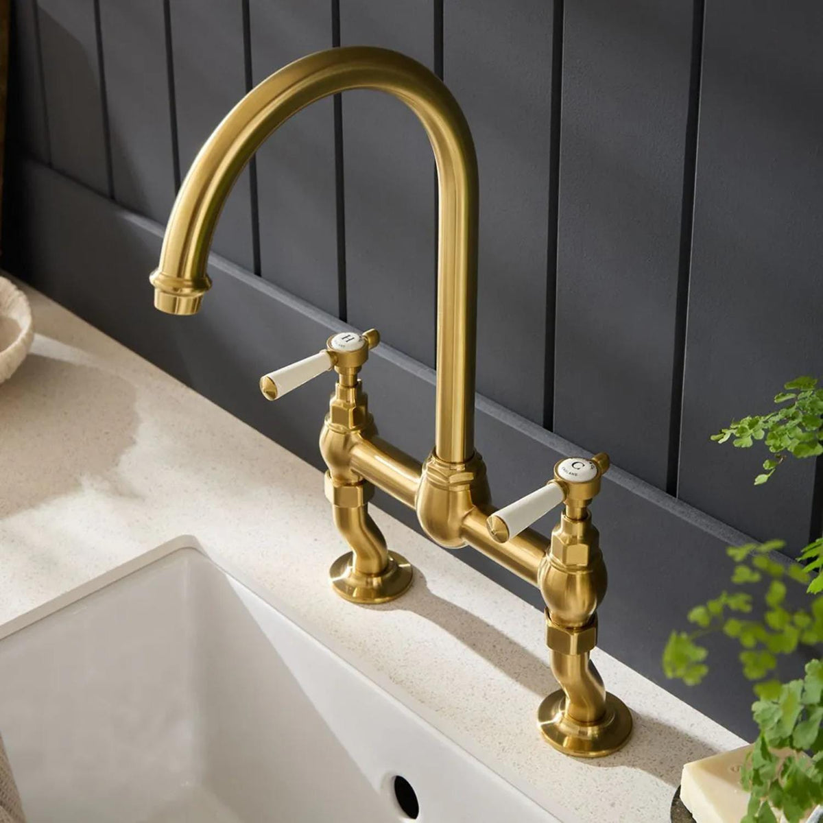 Vado Kitchen Tap Booth & Co. Axbridge Lever Bridge Kitchen Mixer Tap