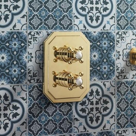 Crosswater Concealed Shower Valve Brushed Brass Crosswater Belgravia Crossbox 2 Multi-Flow Outlet Trimset