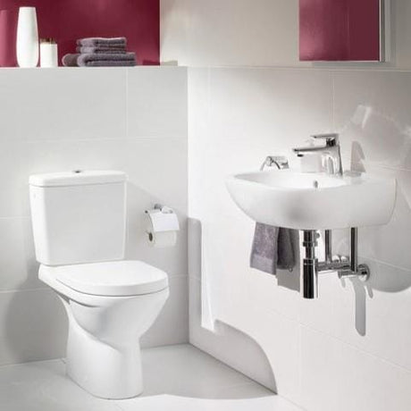 Villeroy & Boch Close Coupled Toilet Villeroy & Boch O.novo Rimless Open Back Close Coupled DirectFlush Toilet with Soft Close Seat