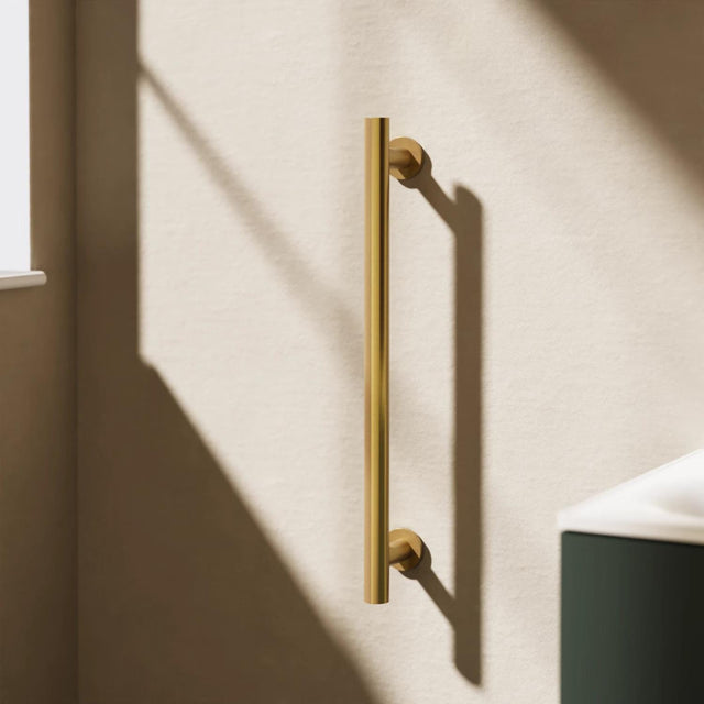 Crosswater Grab Rail/Bar Brushed Brass / 600mm Crosswater Straight Grab Bar