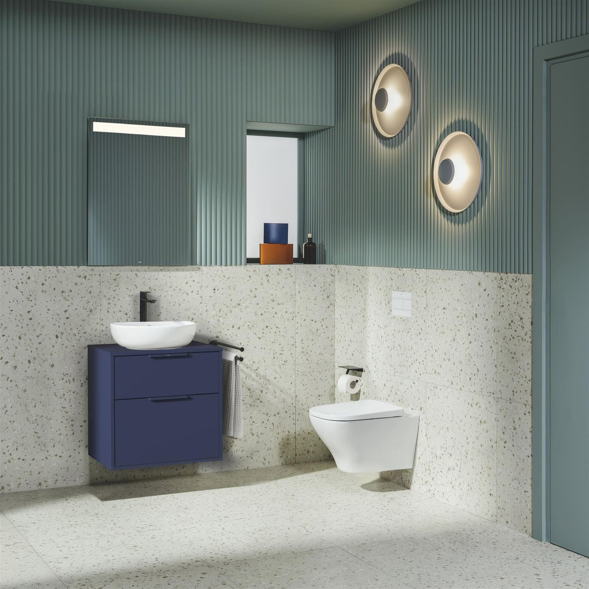 Roca Wall Hung Toilet Roca Optica Wall Hung Rimless Toilet with Soft Close Seat