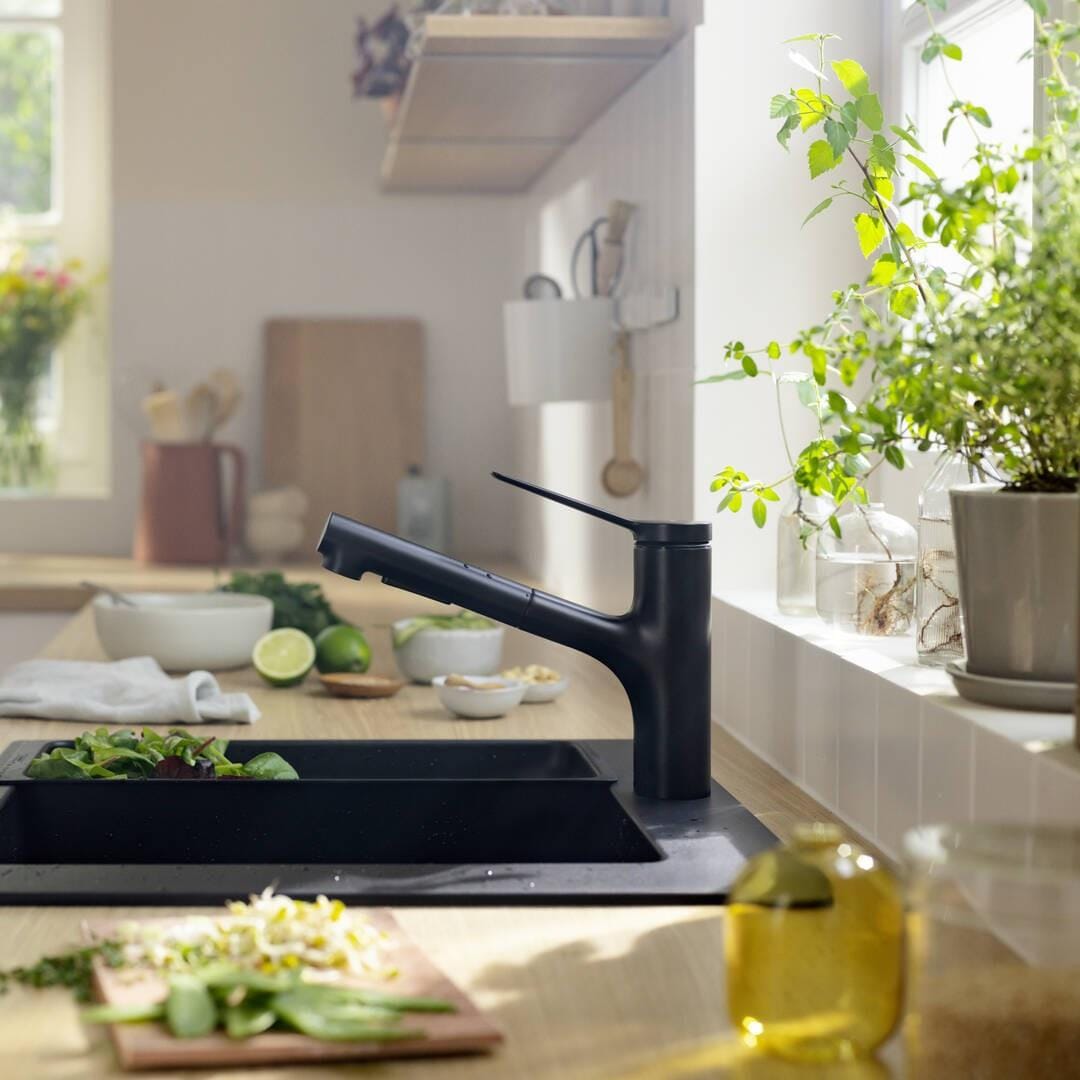 Hansgrohe Kitchen Tap Hansgrohe Zesis M33 Single Lever Kitchen Mixer Tap 150 with Pull-Out Spray