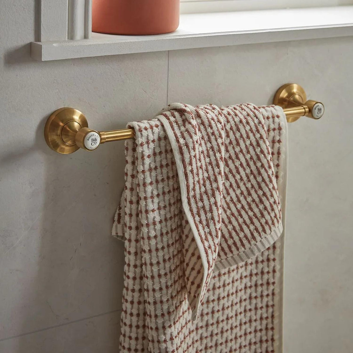 Vado Towel Rails and Rings Brushed Brass/Crackled White Booth & Co. Axbridge 450mm Towel Rail