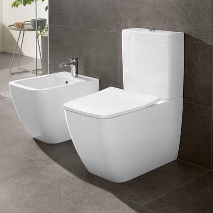 Villeroy & Boch Close Coupled Toilet Villeroy & Boch Venticello Rimless Close Coupled Toilet with Slimline Soft Close Seat