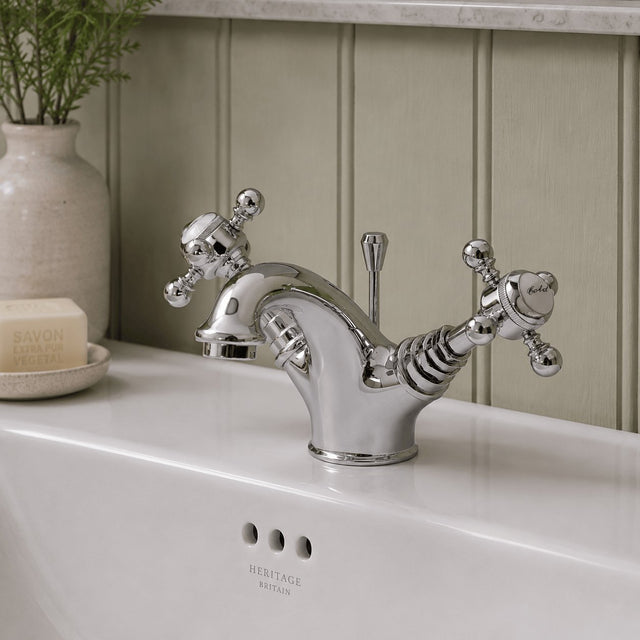 Aquarius Bathrooms Mono Basin Tap Aquarius Clarence Traditional Mono Basin Mixer Tap in Chrome